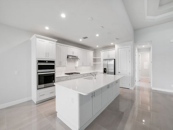 Naples Home 1019836