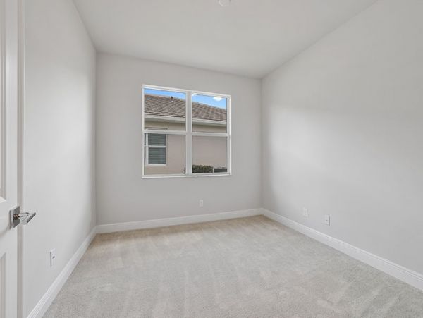 Naples Home 1019836
