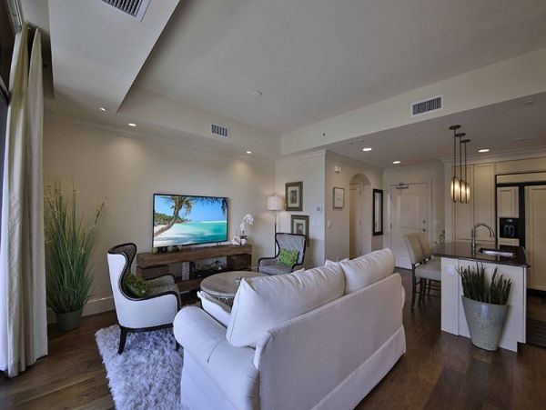 Naples Condo 1019837
