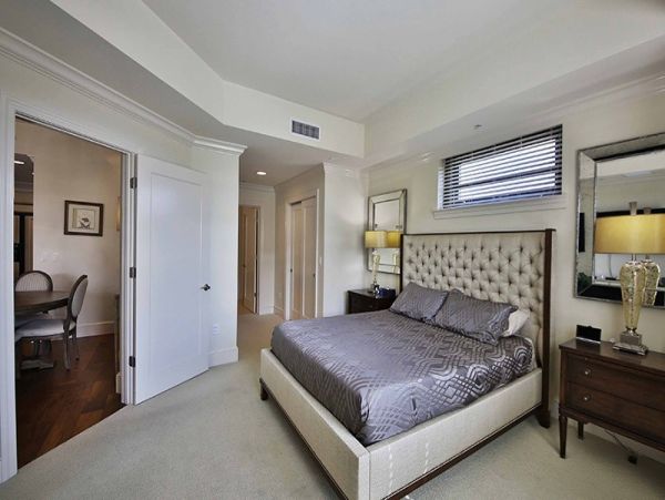 Naples Condo 1019837