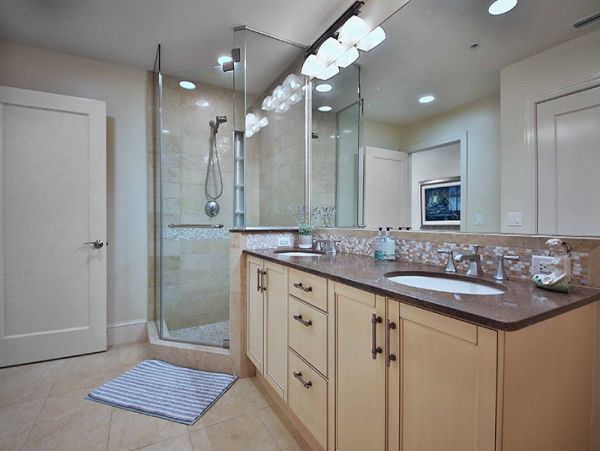 Naples Condo 1019837