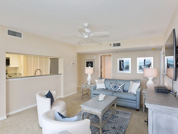 Naples Condo 1019838
