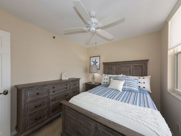 Naples Condo 1019838