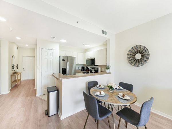 Naples Condo 1019845