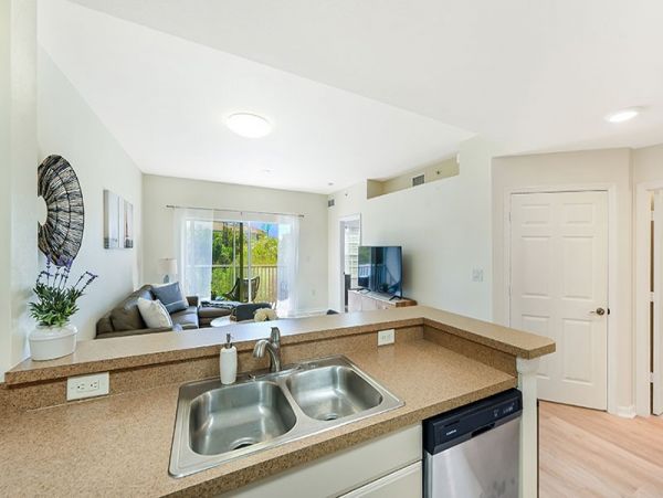 Naples Condo 1019845