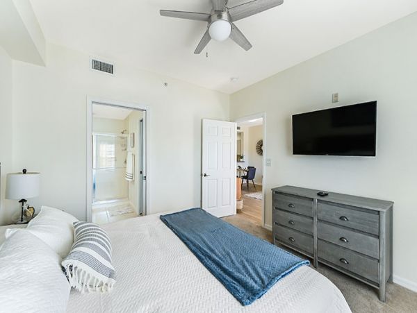 Naples Condo 1019845