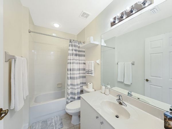 Naples Condo 1019845