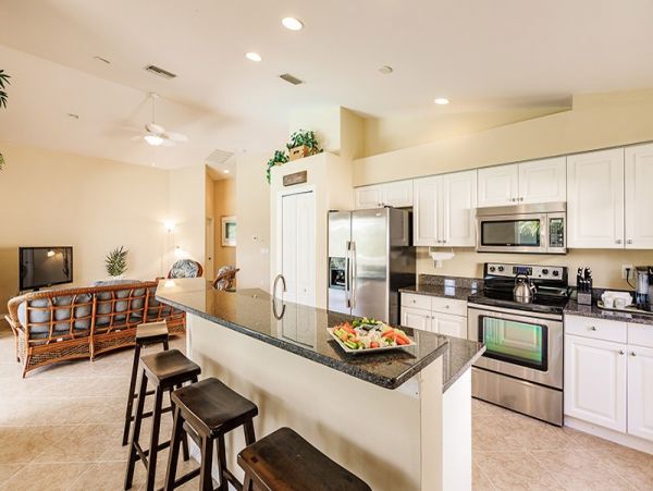 Naples Home 1019846