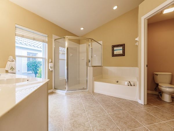 Naples Home 1019846