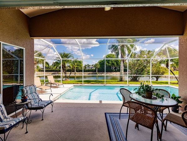 Naples Home 1019846