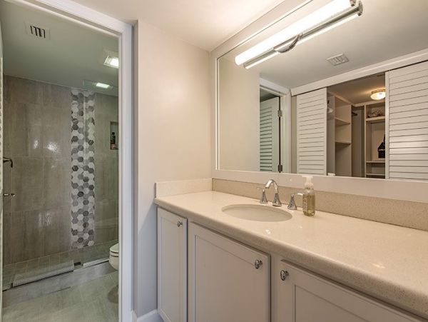 Naples Condo 1019847