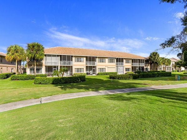 Naples Condo 1019849