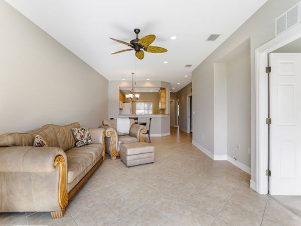 Naples Condo 1019849