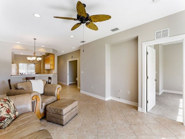 Naples Condo 1019849