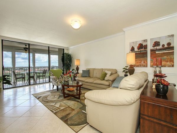 Naples Condo 1019850