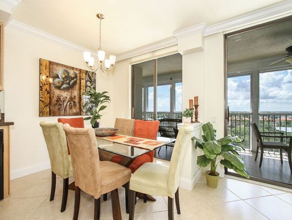 Naples Condo 1019850