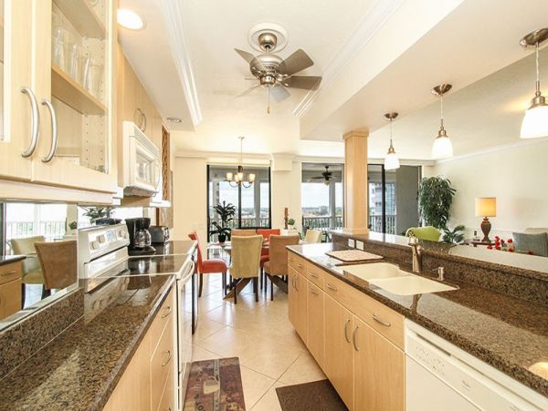 Naples Condo 1019850