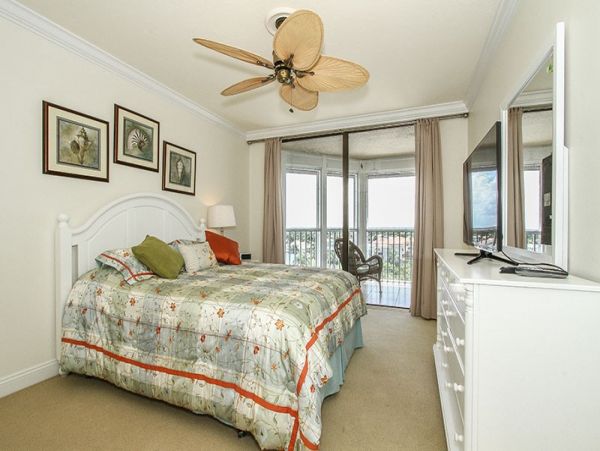 Naples Condo 1019850