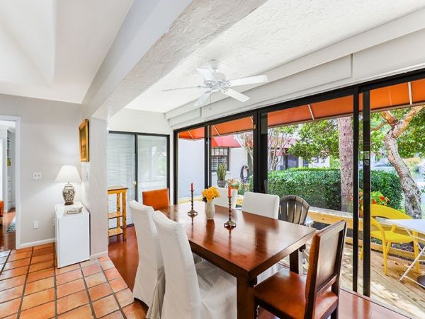Naples Condo 1019851