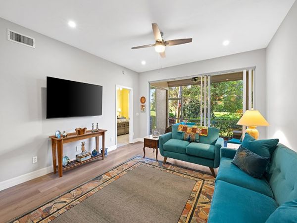 Naples Condo 1019852