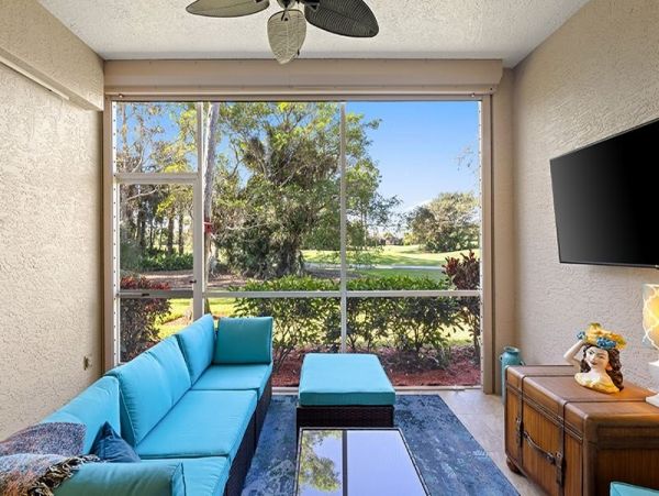 Naples Condo 1019852