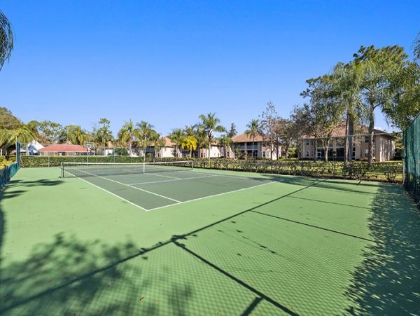 Naples Condo 1019852