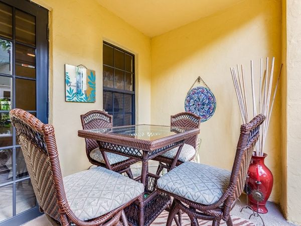 Naples Condo 1019853