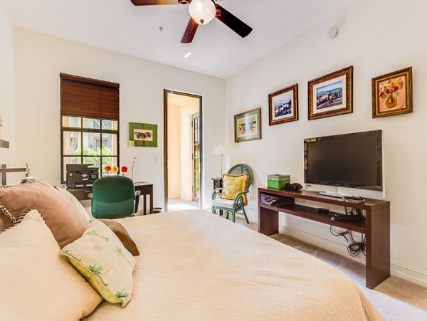 Naples Condo 1019853