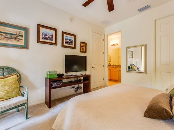 Naples Condo 1019853