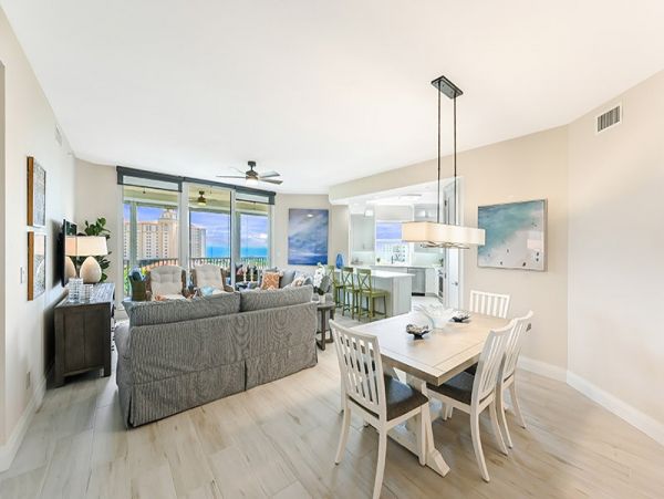Naples Condo 1019854