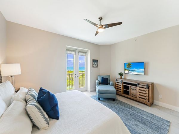 Naples Condo 1019854