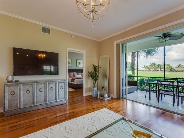 Naples Condo 1019862