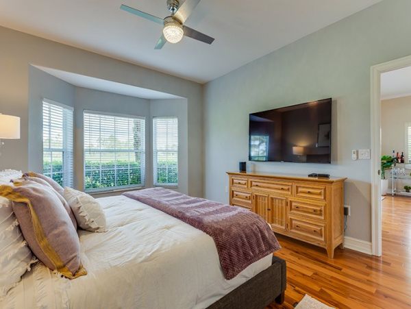 Naples Condo 1019862