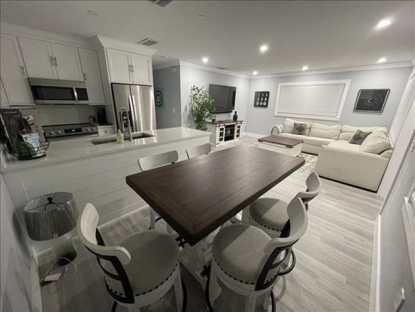 Naples Home 1019863