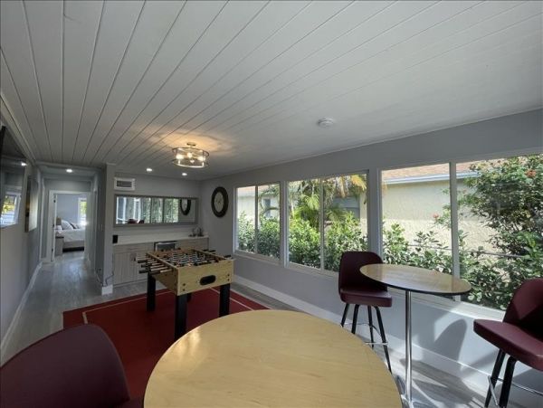 Naples Home 1019863