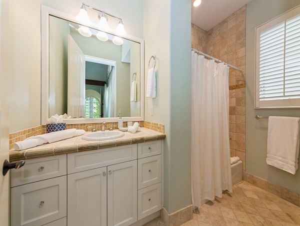 Naples Home 1019864