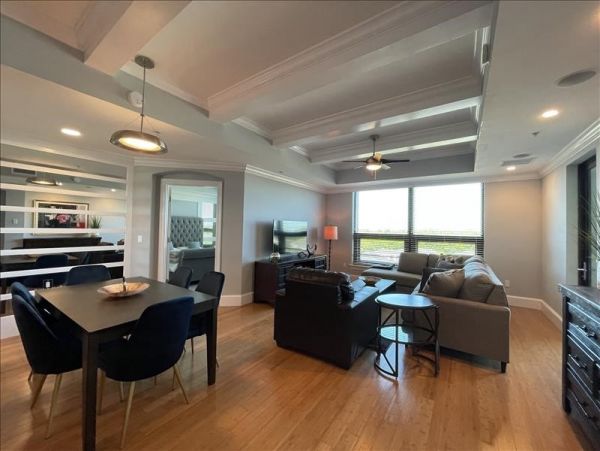 Naples Condo 1019865