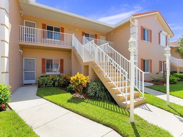 Naples Condo 1019867
