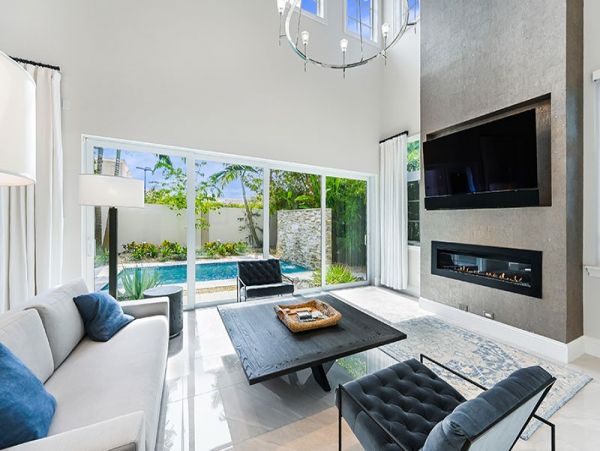Naples Home 1019869