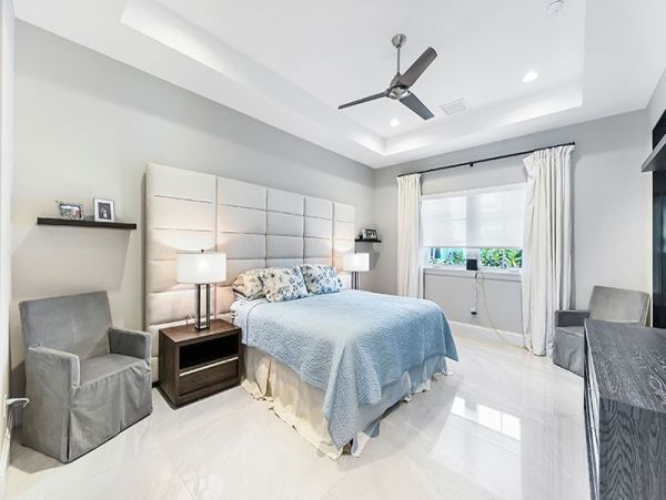 Naples Home 1019869