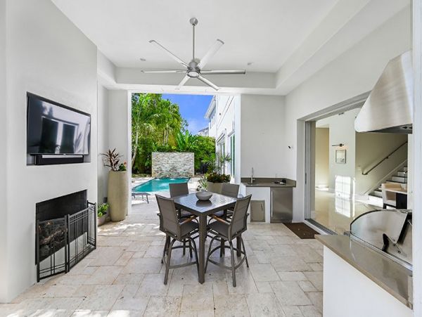 Naples Home 1019869