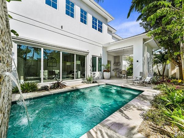 Naples Home 1019869