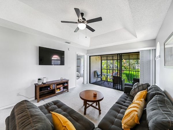Naples Condo 1019870