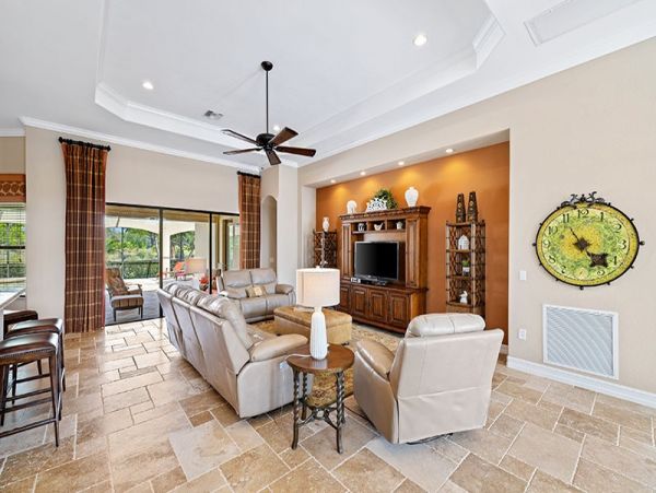 Naples Home 1019872