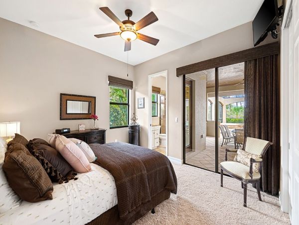 Naples Home 1019872
