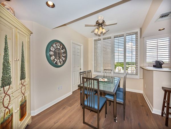 Naples Condo 1019873
