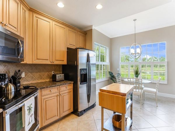 Naples Condo 1019874