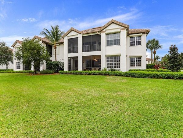 Naples Condo 1019874