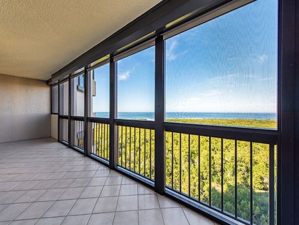 Naples Condo 1019876