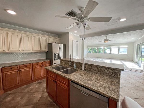 Naples Home 1019877